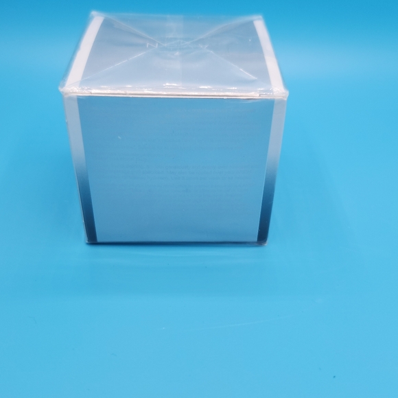 Anti aging skincare lot - Picture 14 of 15